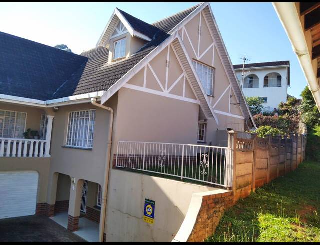 3 BEDROOM HOUSE FOR SALE IN RAISETHORPE